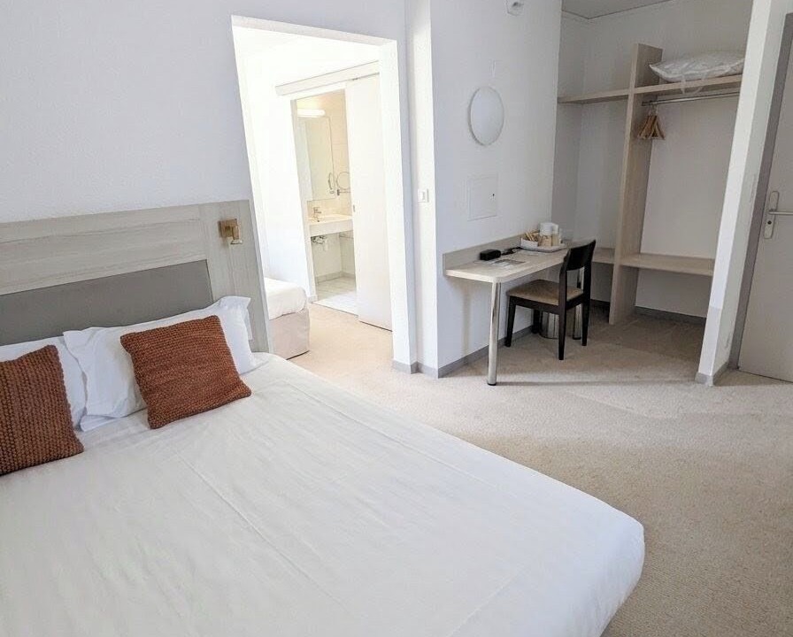 Photo of Bedroom in Mende