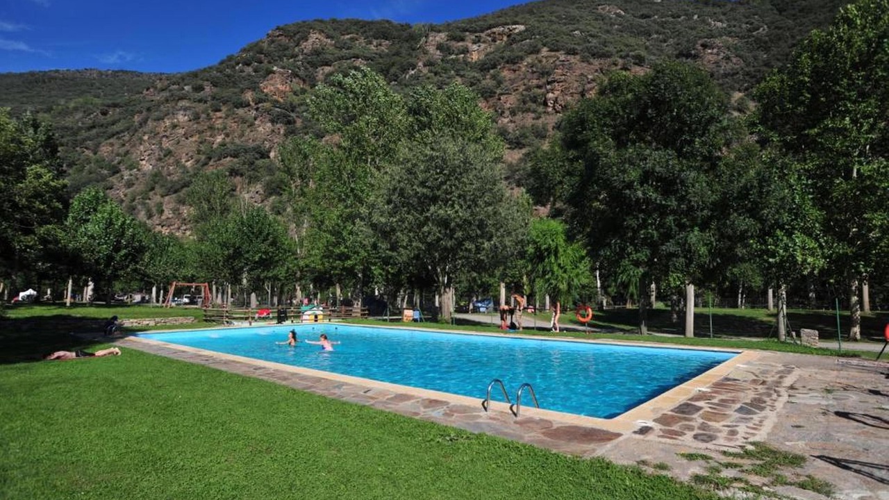 Photo of Outdoor in Sort