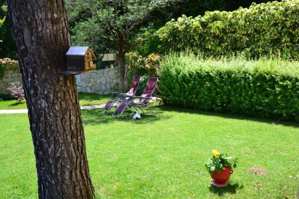 Photo of Outdoor in Le Teil
