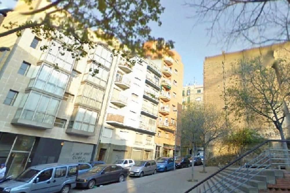 Photo of Outdoor in El Camp de l'Arpa del Clot