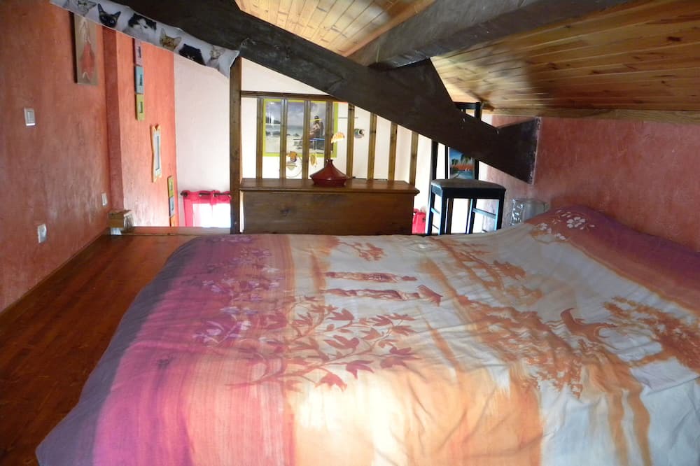 Photo of Bedroom in Villefranque