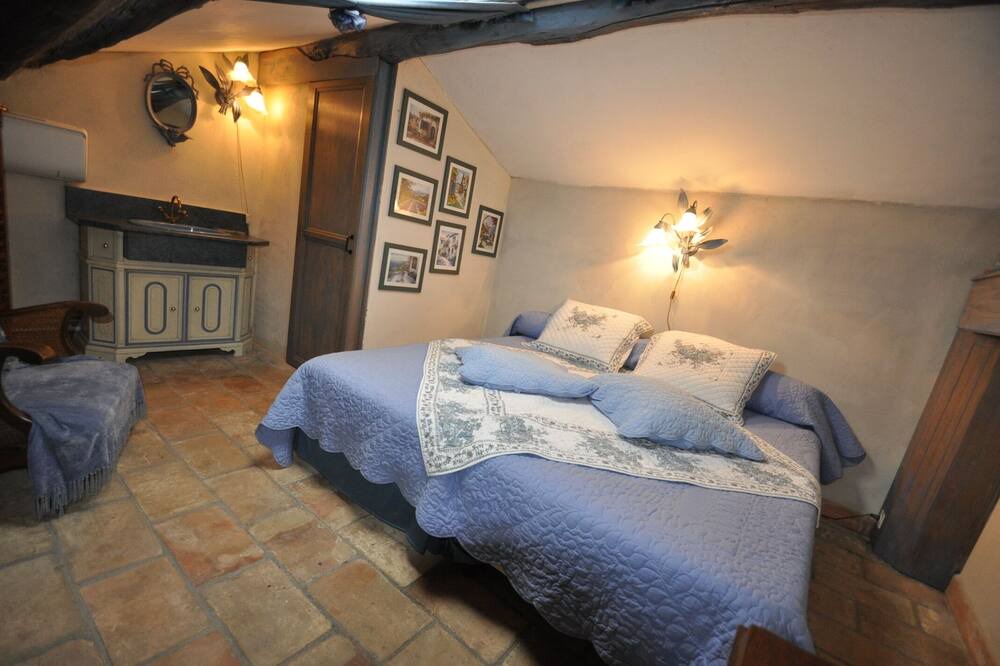Photo of Bedroom in Villars