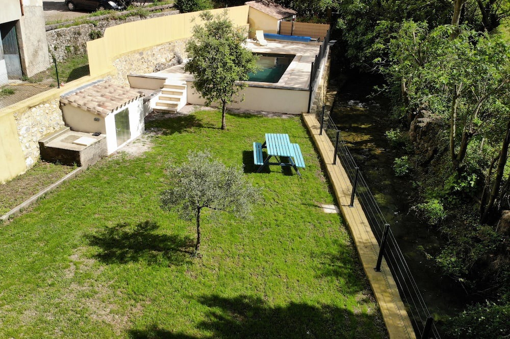 Photo of Outdoor in Saint-Jean-de-Bueges