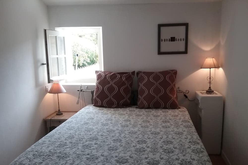 Photo of Bedroom in Saint-Ferreol-Trente-Pas