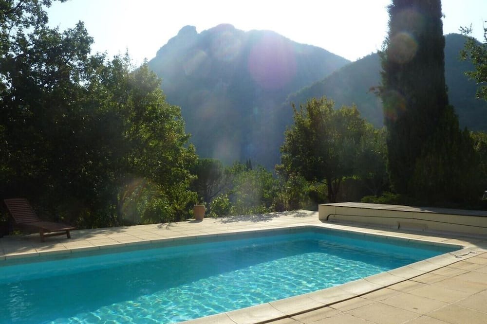 Photo of Outdoor in Saint-Ferreol-Trente-Pas