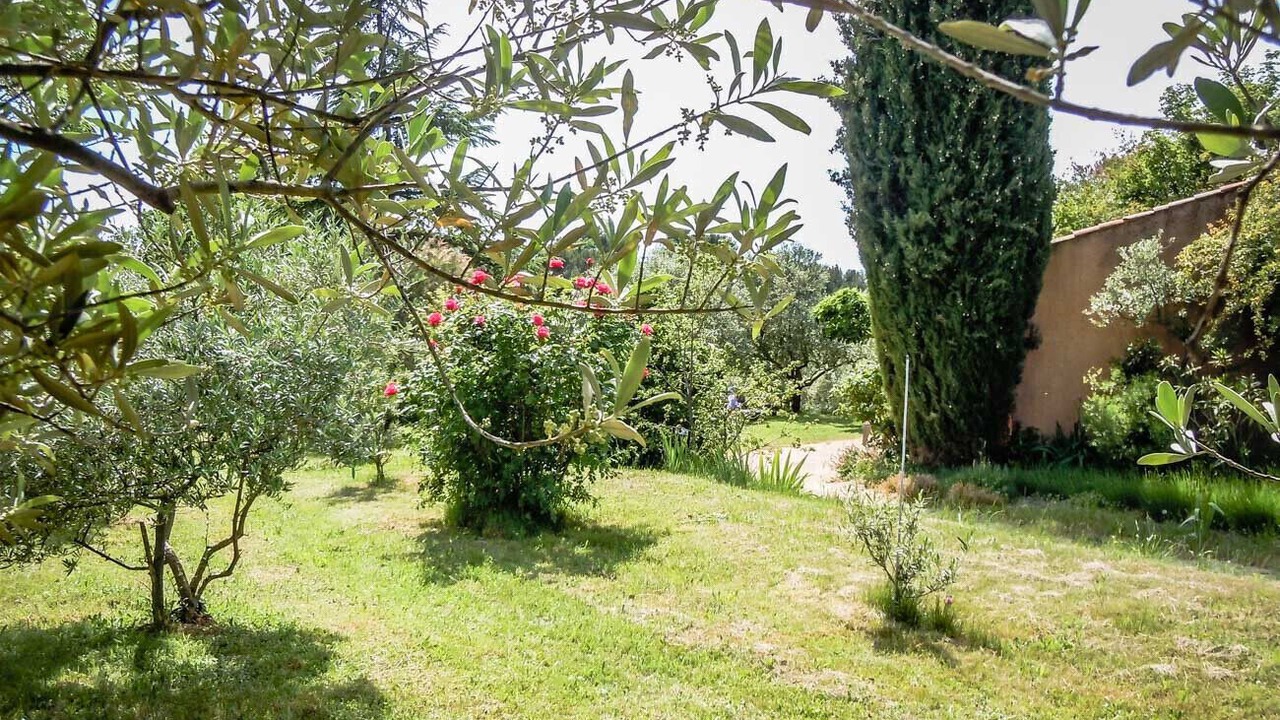 Photo of Outdoor in Grambois