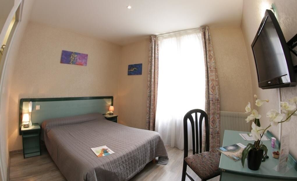 Photo of Bedroom in Bagneres-de-Luchon