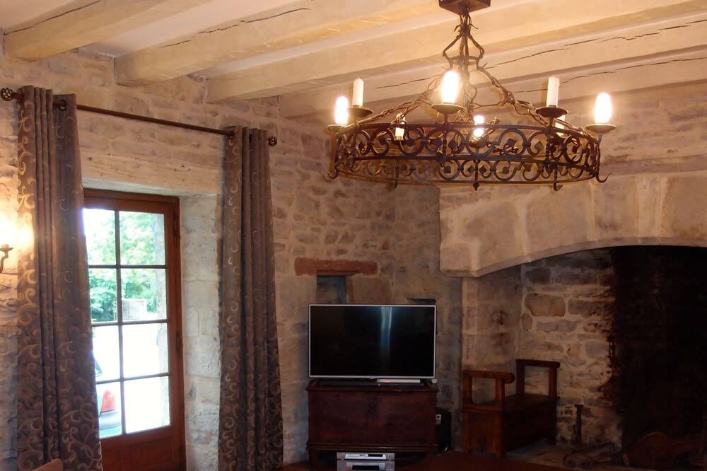 Photo of Livingroom in Cavagnac