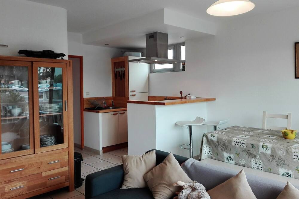 Photo of Livingroom in Le Port