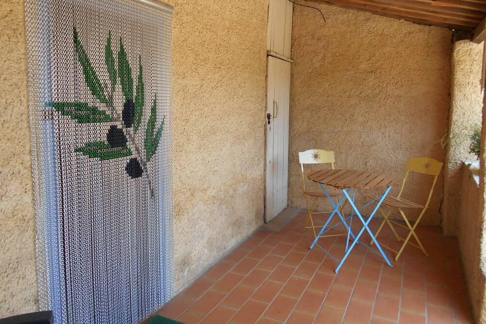 Photo of Patio Balcony in Bize-Minervois