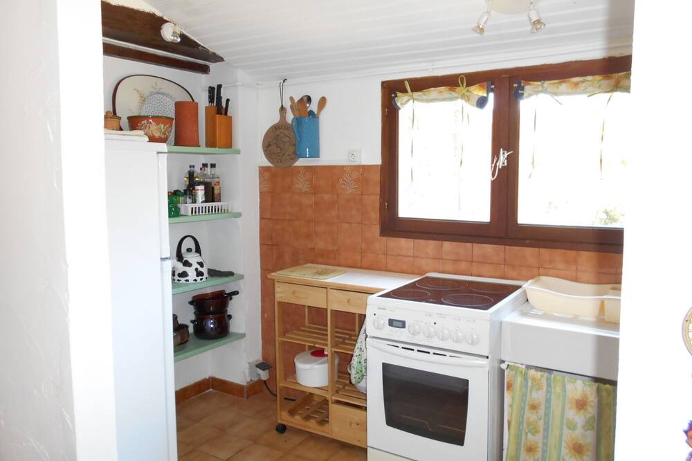Photo of Kitchen in Bize-Minervois