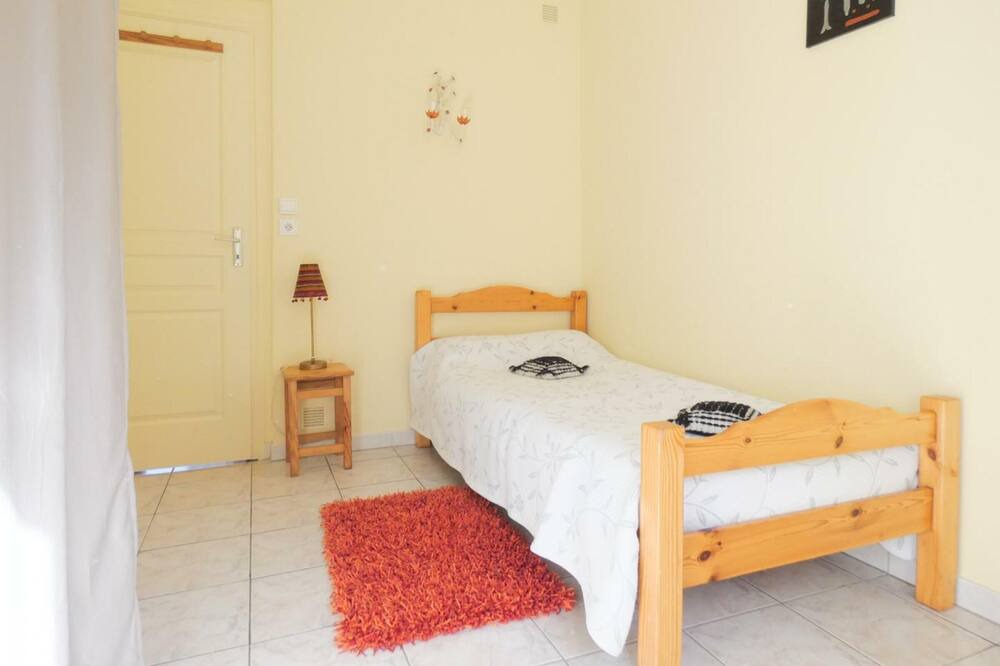 Photo of Bedroom in Saint-Martin-de-Seignanx