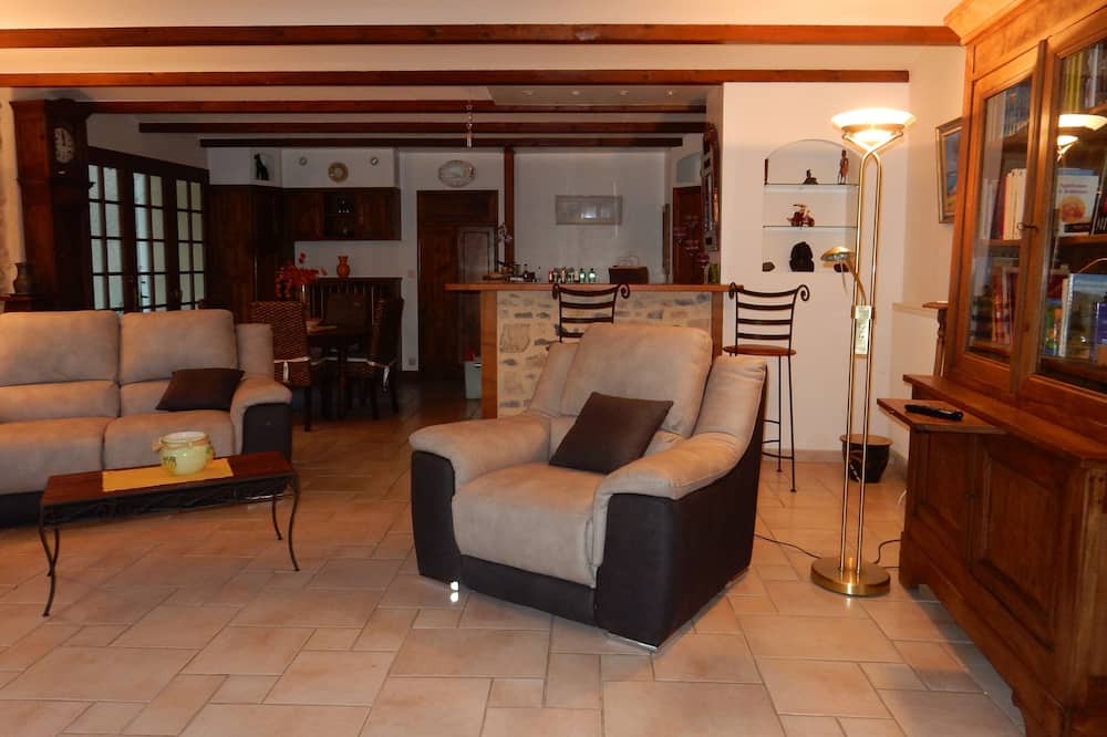 Photo of Livingroom in Les Tourrettes