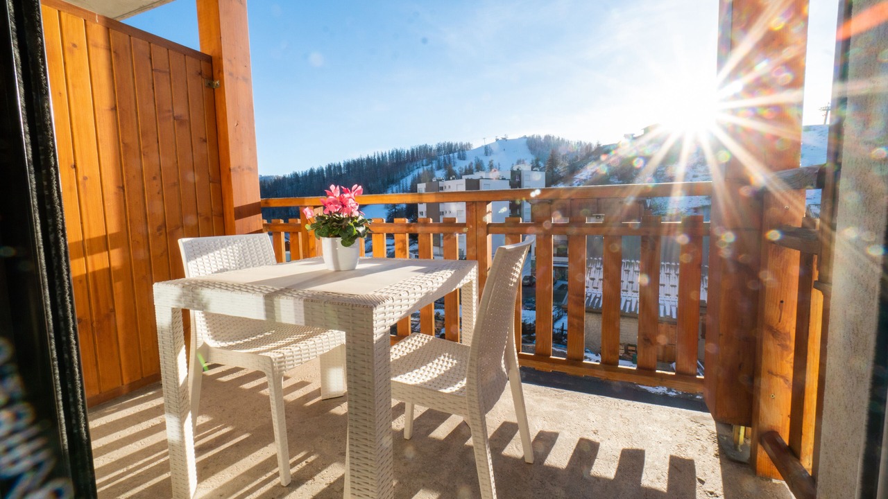 Photo of Outdoor in Peone