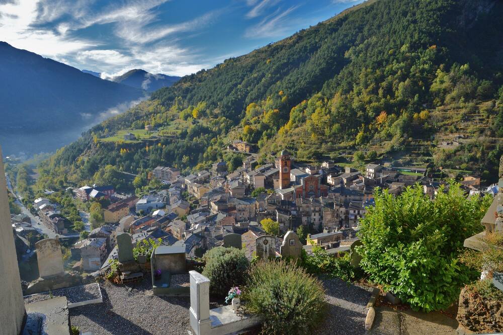 Photo of Others in Old Tende