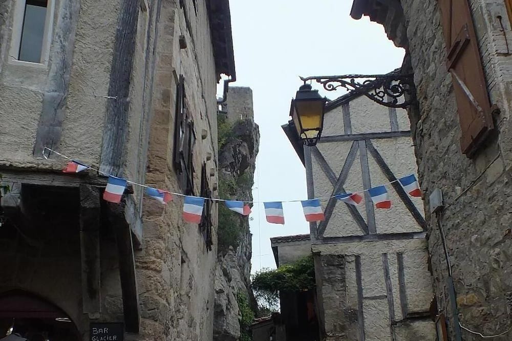 Photo of Outdoor in Penne