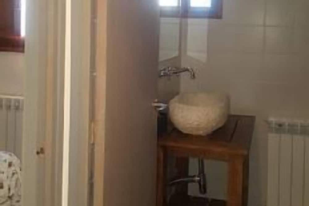 Photo of Bathroom in Arcabell
