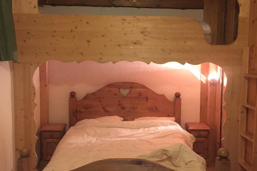 Photo of Bedroom in Villard-sur-Doron
