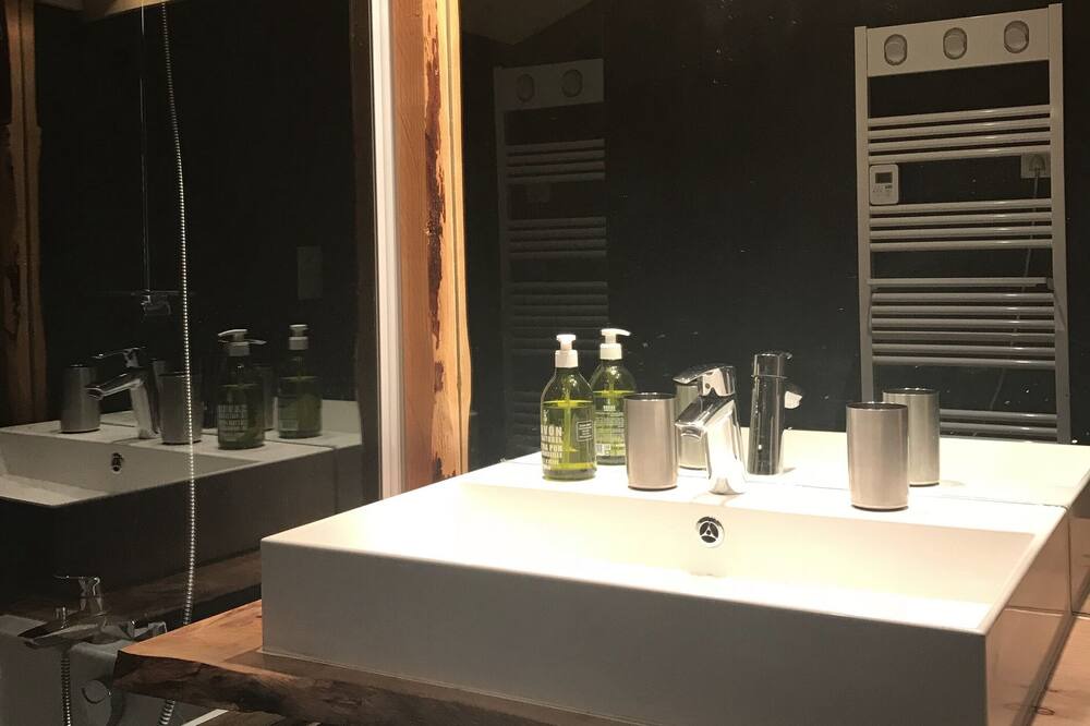 Photo of Bathroom in Villard-sur-Doron