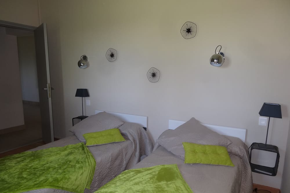 Photo of Bedroom in Aubiet
