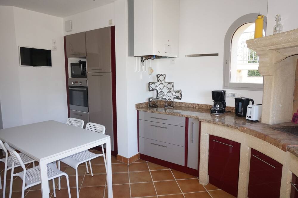 Photo of Kitchen in Bellegarde