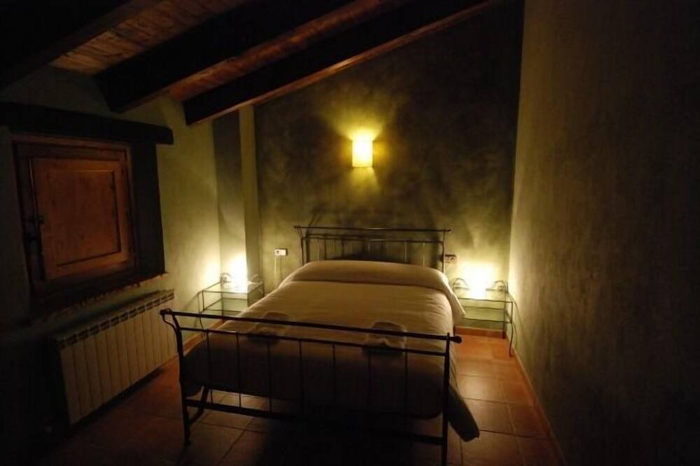 Photo of Bedroom in Biosca