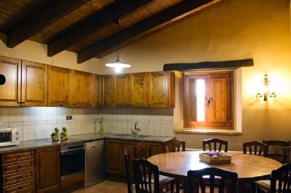 Photo of Kitchen in Biosca