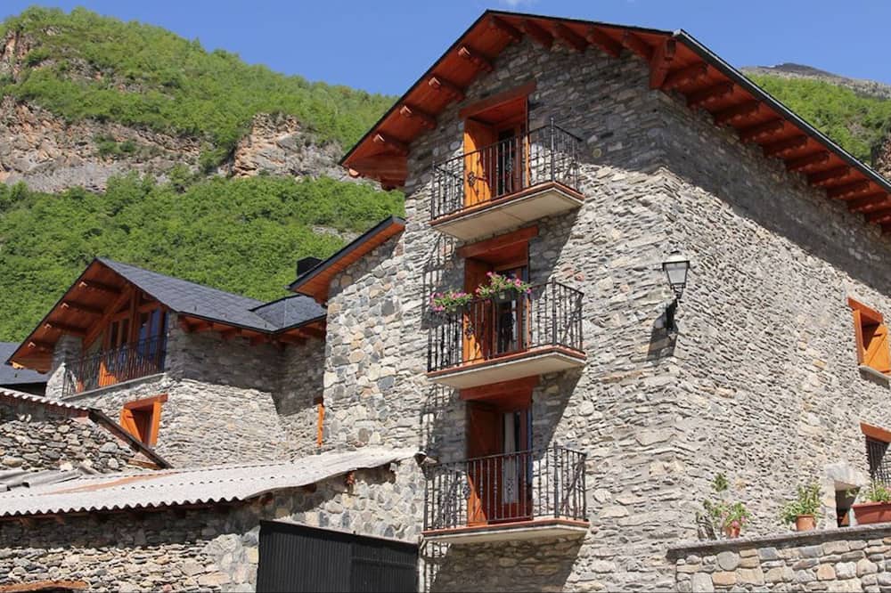 Photo of Outdoor in Sahun