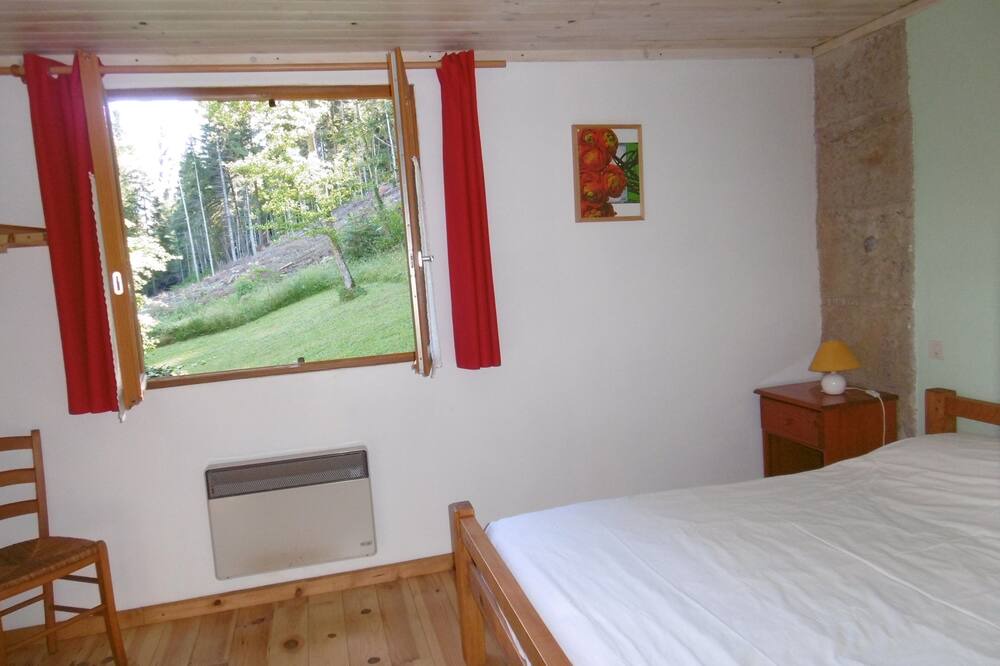 Photo of Bedroom in Fougax-et-Barrineuf