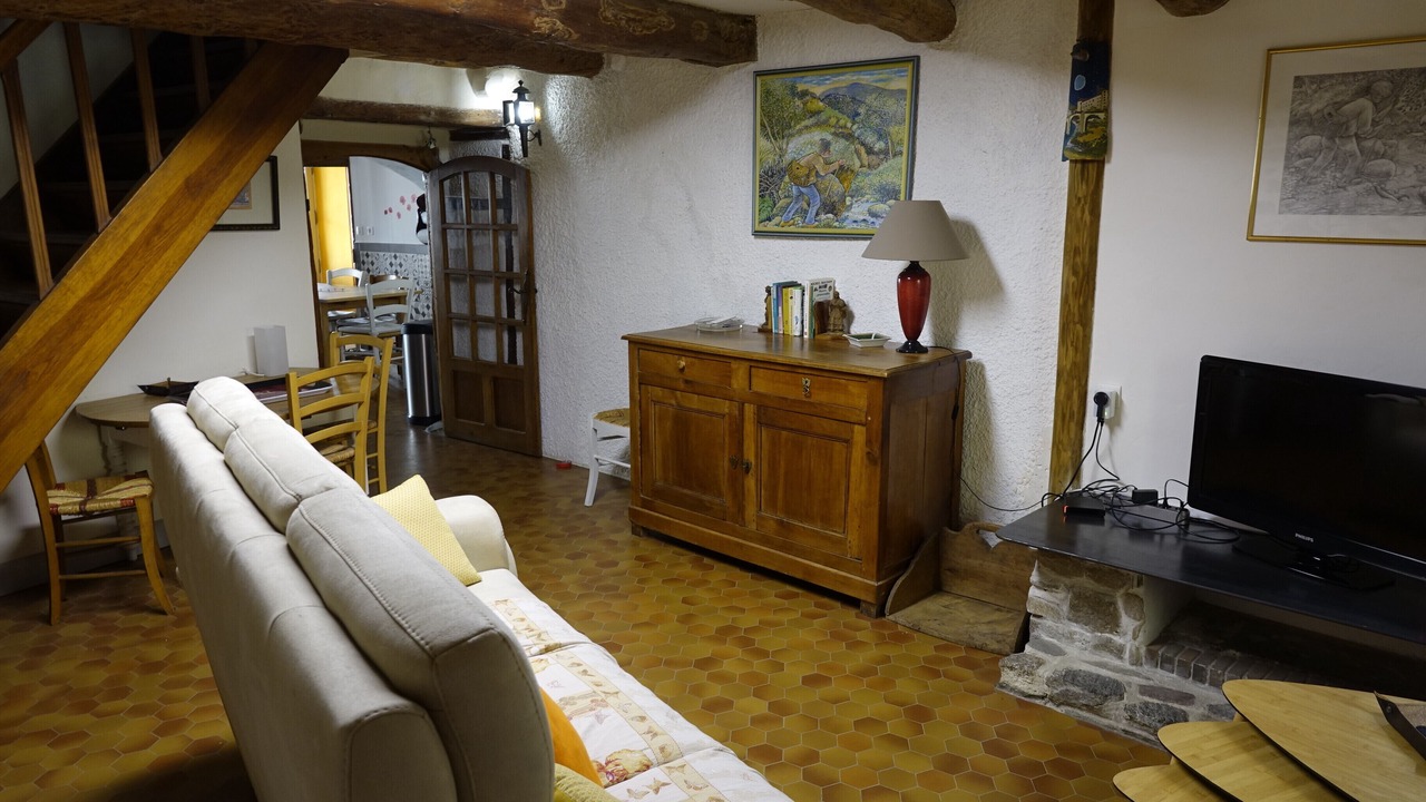 Photo of Livingroom in Lavoute-Chilhac