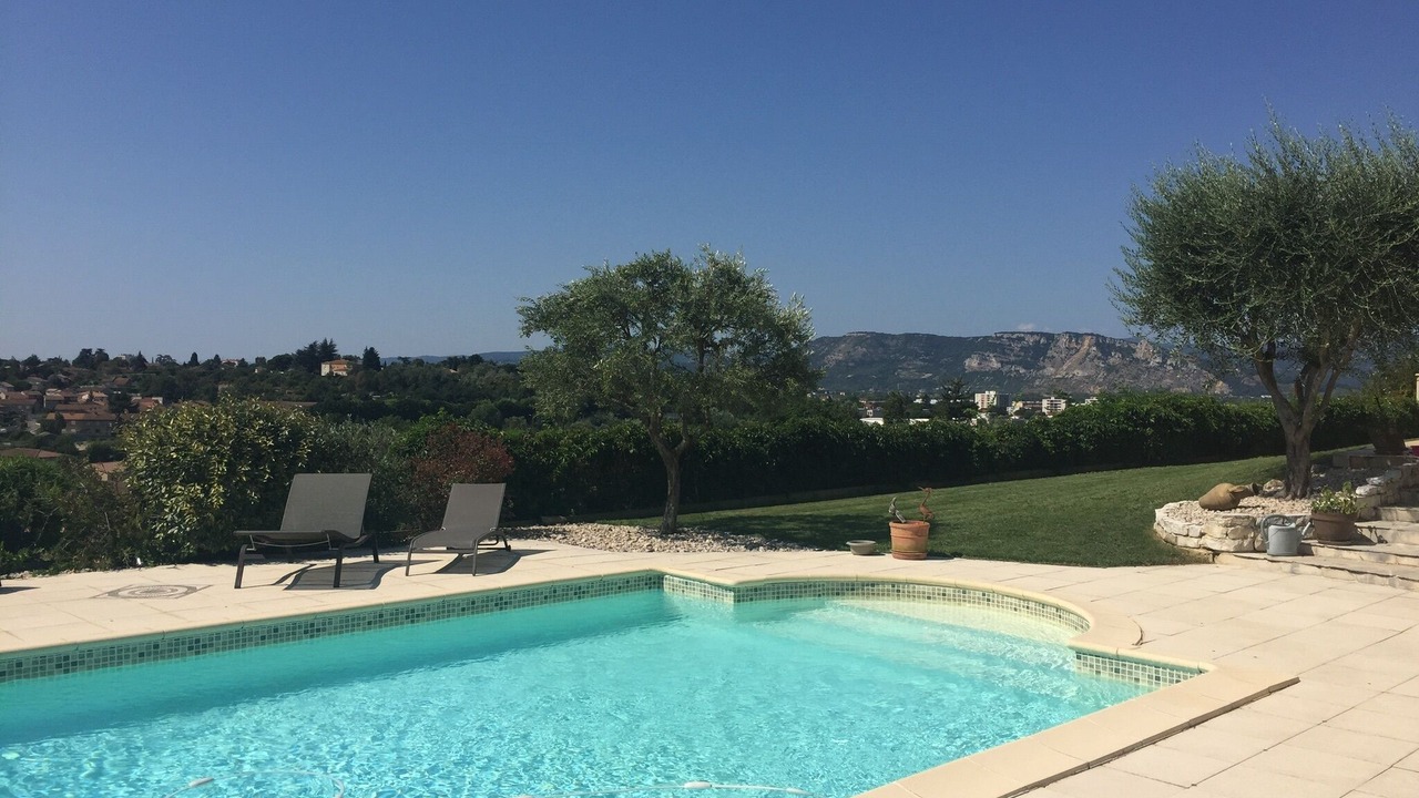 Photo of Outdoor in Bourg-les-Valence
