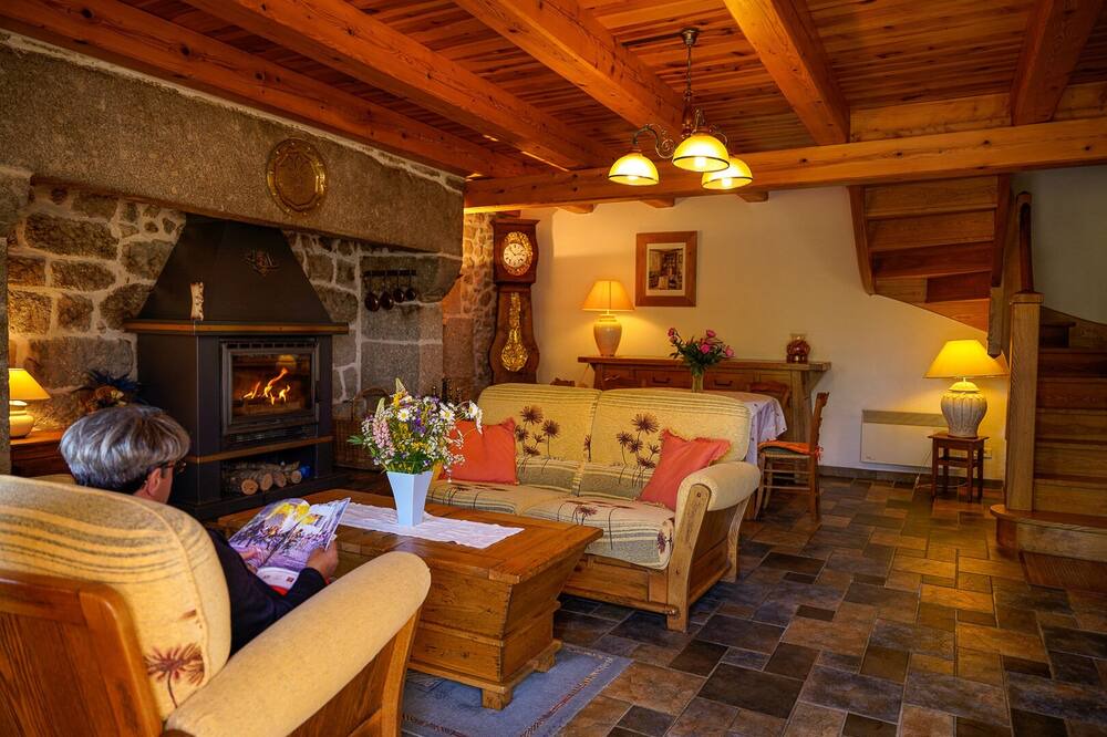 Photo of Livingroom in Paulhac-en-Margeride