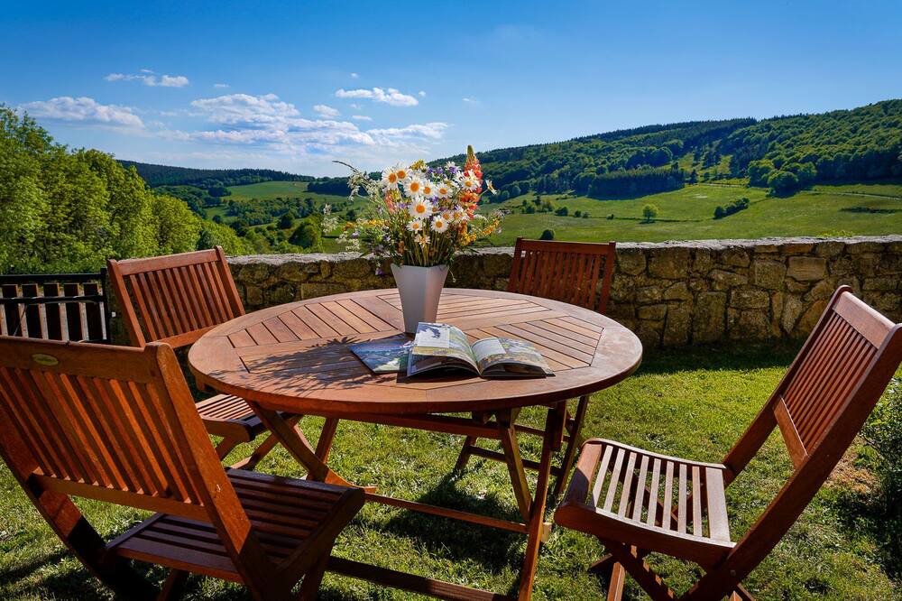 Photo of Patio Balcony in Paulhac-en-Margeride