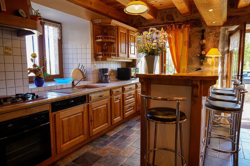 Photo of Kitchen in Paulhac-en-Margeride
