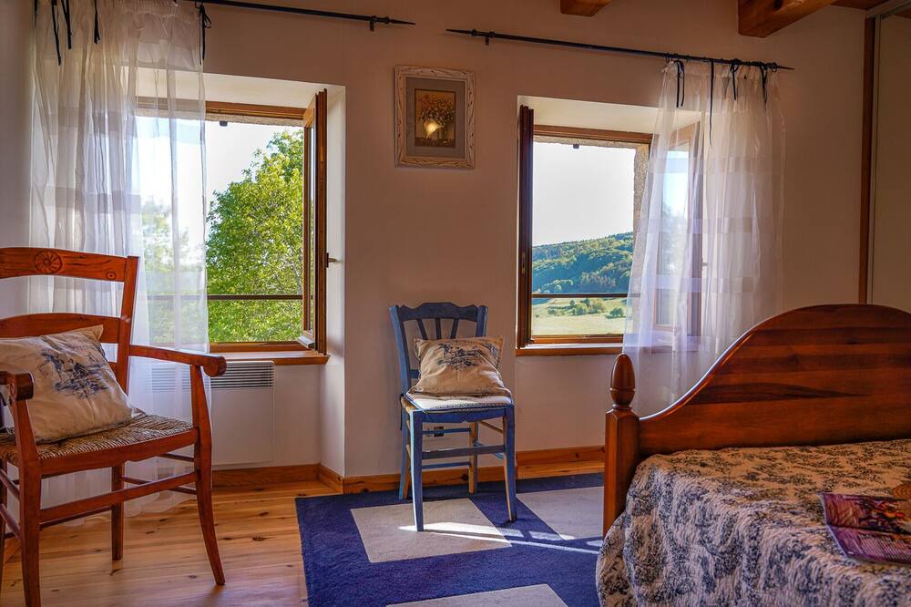 Photo of Bedroom in Paulhac-en-Margeride