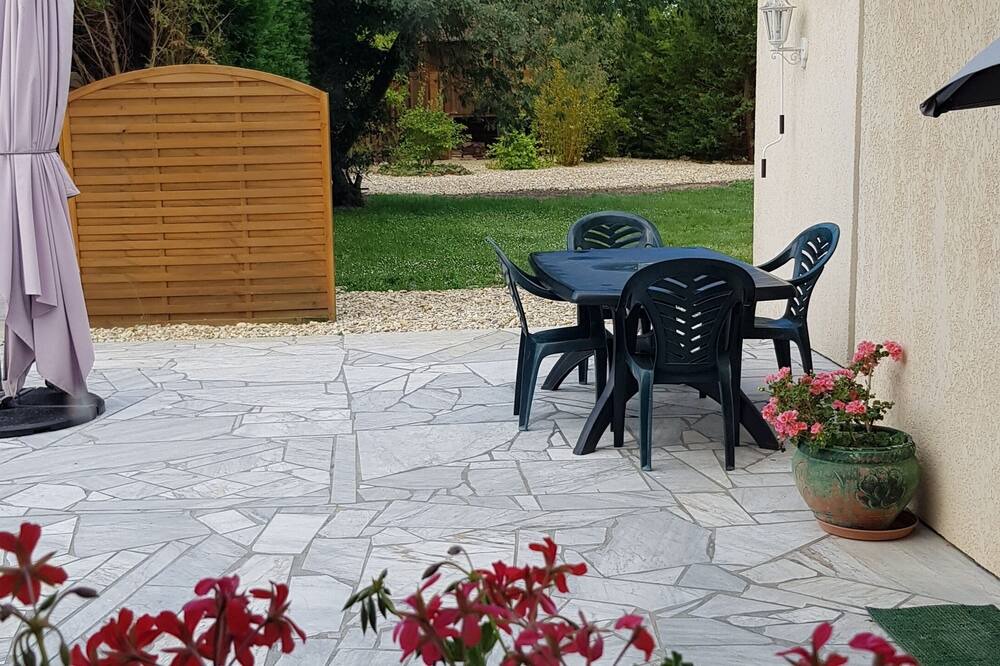 Photo of Patio Balcony in Begadan