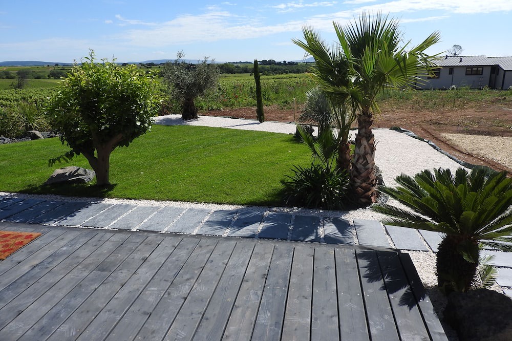 Photo of Outdoor in Pomerols