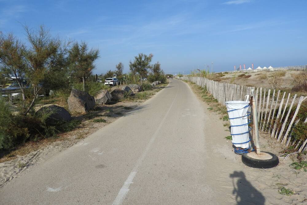 Photo of Others in Pomerols