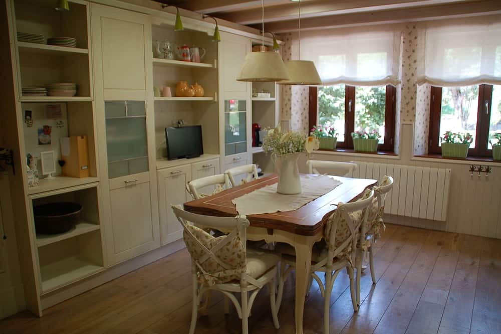 Photo of Kitchen in Taull