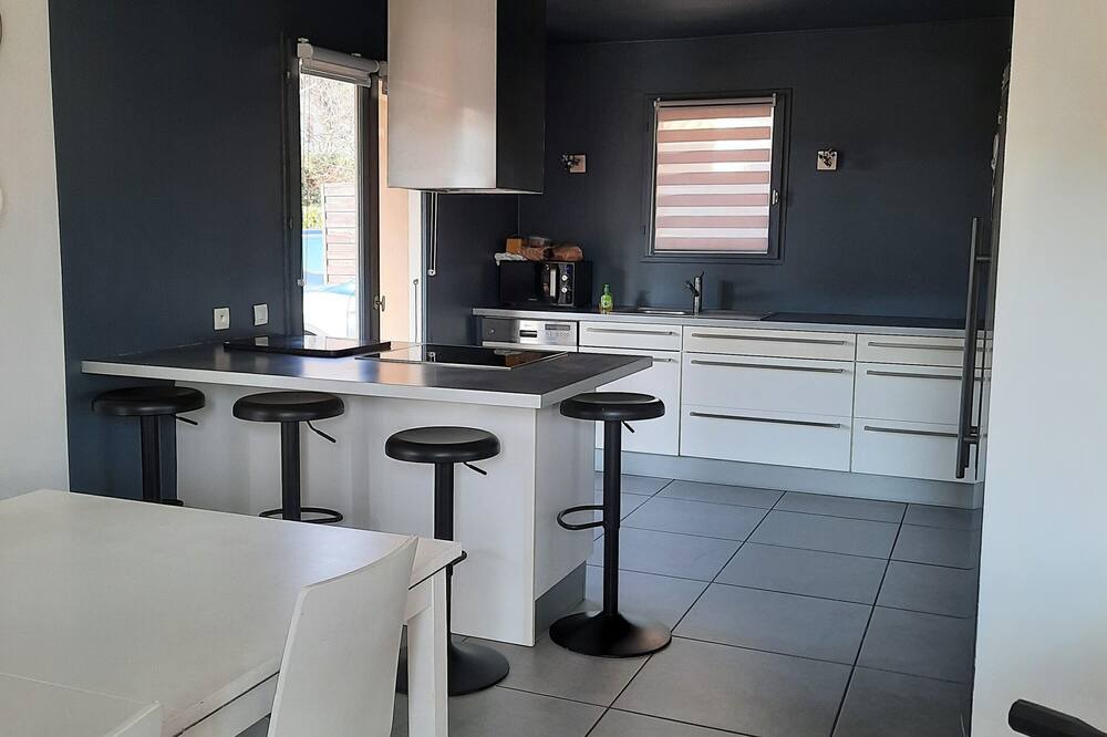 Photo of Kitchen in Claix