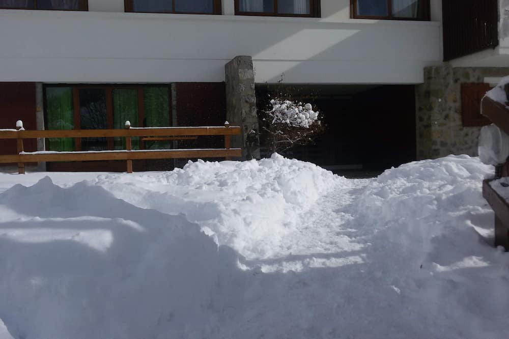 Photo of Outdoor in Peone