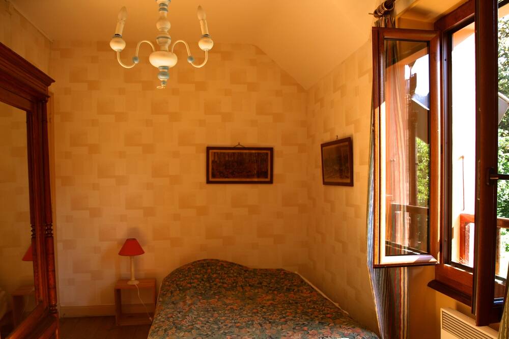 Photo of Bedroom in Chaparon