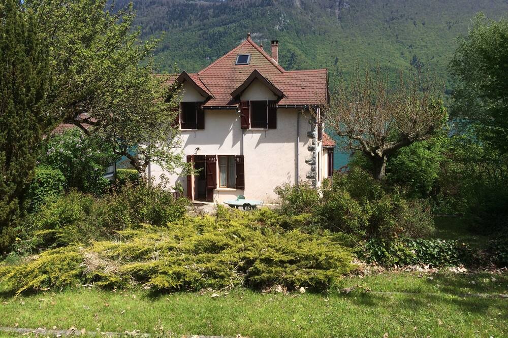Photo of Outdoor in Chaparon