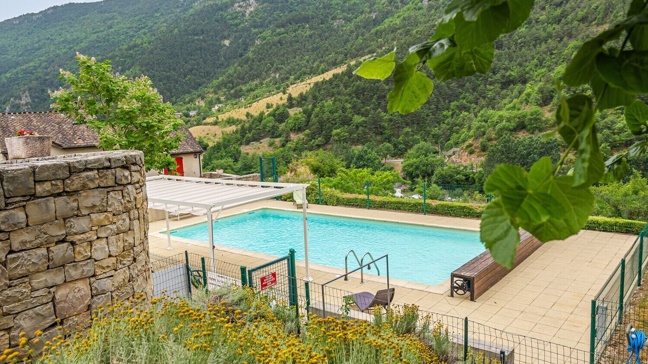 Photo of Outdoor in Saint-Rome-de-Dolan