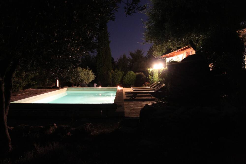Photo of Outdoor in La Roque-sur-Pernes
