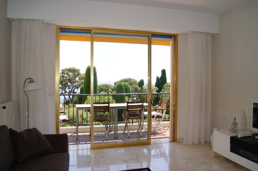 Photo of Livingroom in Cap d'Ail