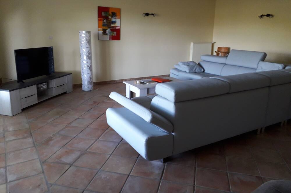 Photo of Livingroom in Sauzet