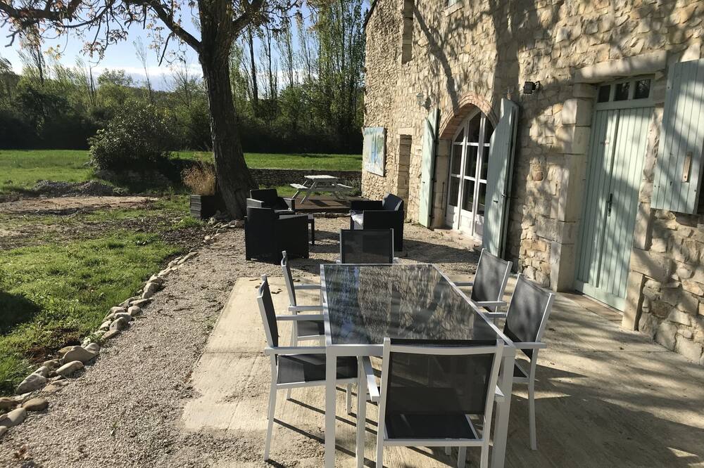 Photo of Patio Balcony in Sauzet