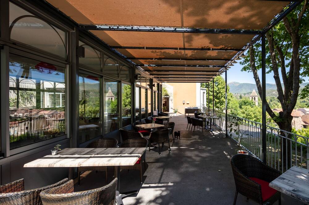 Photo of Outdoor in St Gervais sur Mare