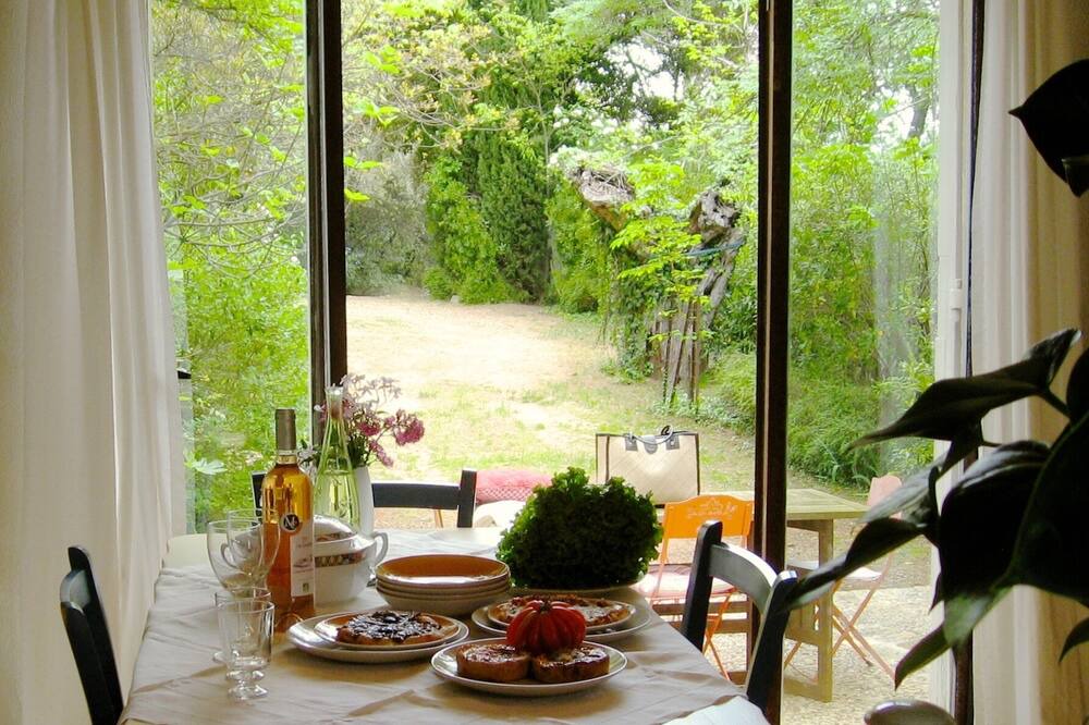 Photo of Kitchen in Sillans-la Cascade